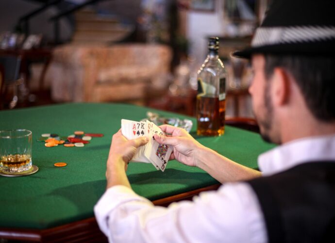 Baccarat Casino Basics: A Professional Overview for New Players